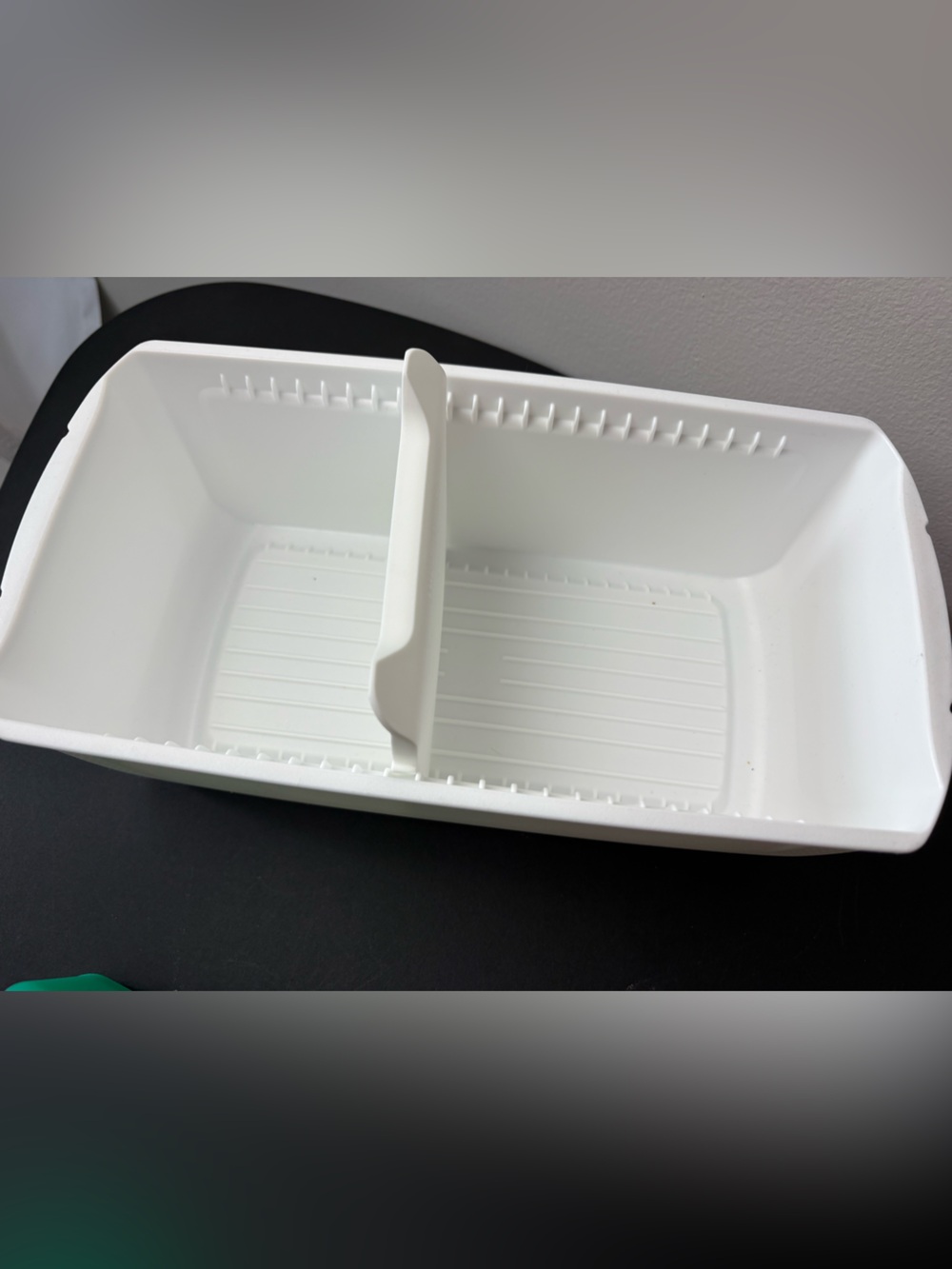 Tupperware Bread Box - Picture 2 of 4